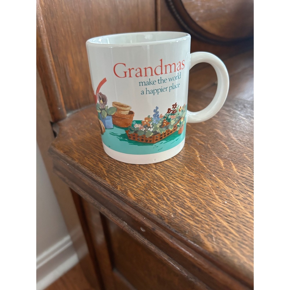 Vintage 1997 Grandmas Make The World A Happier Place Garden Coffee Mug Giftco